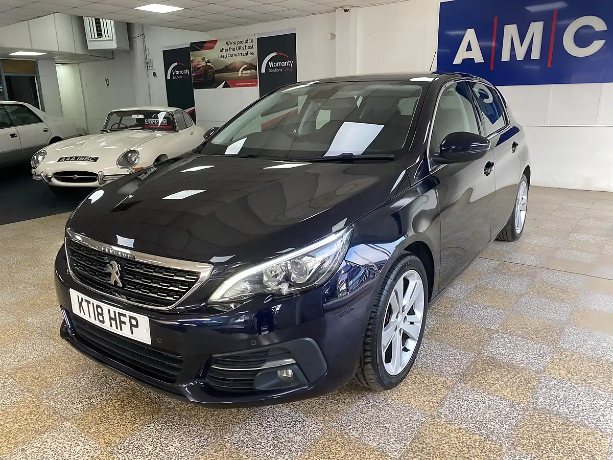 Used 2018 Peugeot 308 Allure Blue - Interior and Exterior details 4