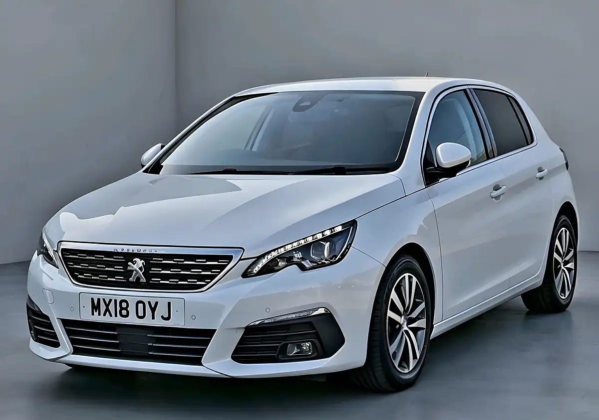 Used 2018 Peugeot 308 Allure Candy White - Interior and Exterior details 2