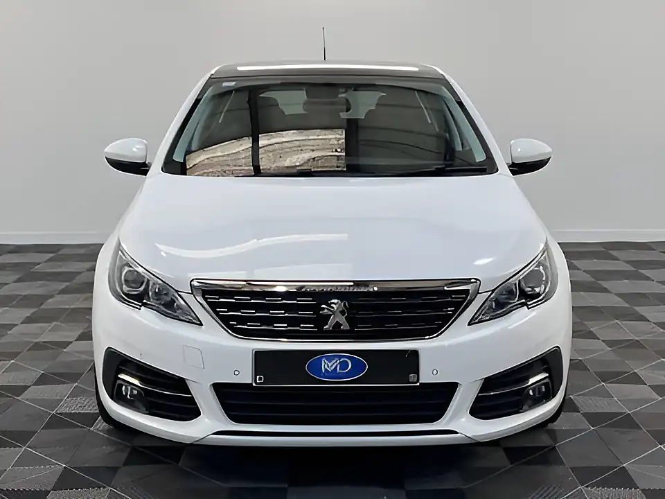 Used 2018 Peugeot 308 Allure White - Interior and Exterior details 10