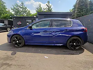 Used 2018 Peugeot 308 GT Line Blue - Interior and Exterior details 6
