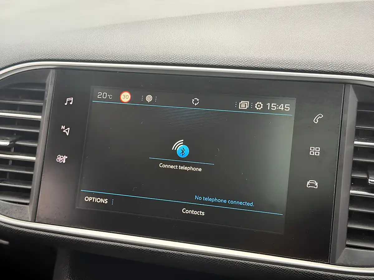 Used 2018 Peugeot 308 GT Line Blue - Interior and Exterior details 17