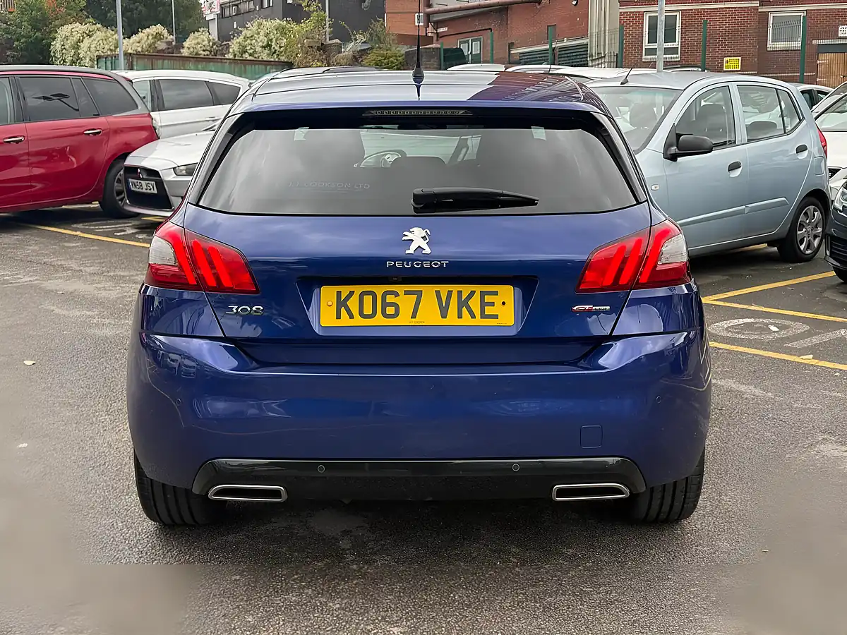 Used 2018 Peugeot 308 GT Line Blue - Interior and Exterior details 8