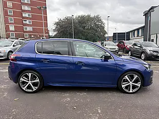 Used 2018 Peugeot 308 GT Line Blue - Interior and Exterior details 9