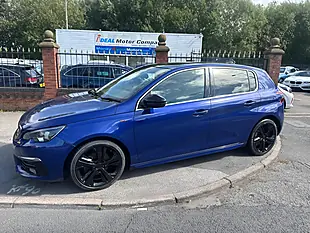 Used 2018 Peugeot 308 GT Line Blue - Interior and Exterior details 11