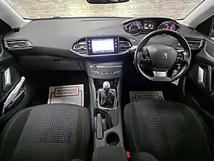 Used 2018 Peugeot 308 Sw Active Blue - Interior and Exterior details 11