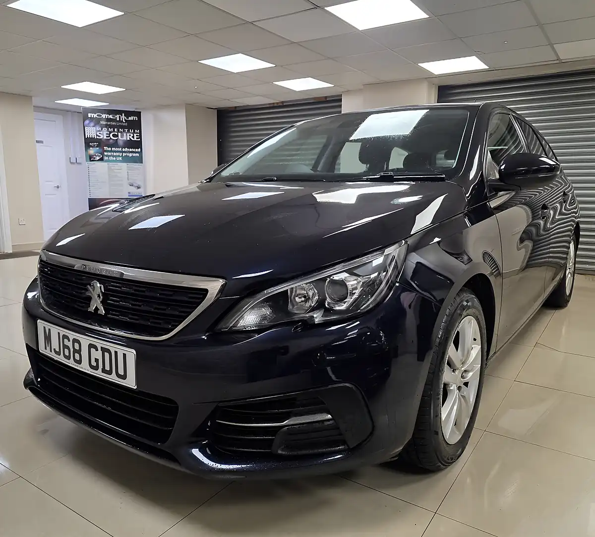 Used 2018 Peugeot 308 Sw Active Blue - Interior and Exterior details 2