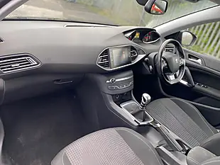 Used 2018 Peugeot 308 Sw Active Blue - Interior and Exterior details 5