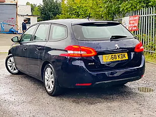 Used 2018 Peugeot 308 Sw Active Blue - Interior and Exterior details 8