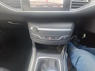Used 2018 Peugeot 308 Sw Allure Red - Interior and Exterior details 13