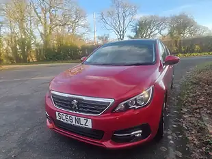 Used 2018 Peugeot 308 Sw Allure Red - Interior and Exterior details 8