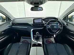 Used 2018 Peugeot 5008 Allure Cairo Gold - Interior and Exterior details 2