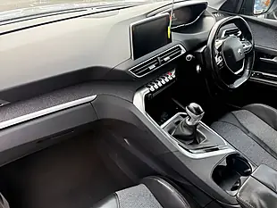 Used 2018 Peugeot 5008 Allure Grey - Interior and Exterior details 11