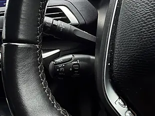 Used 2018 Peugeot 5008 Allure Grey - Interior and Exterior details 16