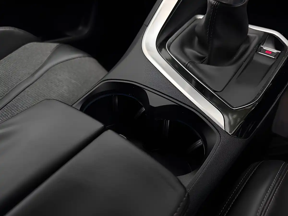 Used 2018 Peugeot 5008 Allure Grey - Interior and Exterior details 17