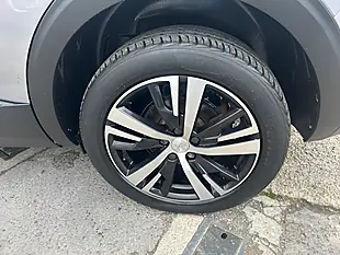 Used 2018 Peugeot 5008 Allure Grey - Interior and Exterior details 19