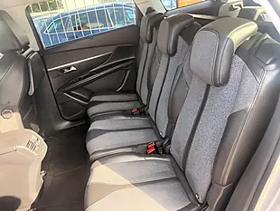 Used 2018 Peugeot 5008 Allure Grey - Interior and Exterior details 13