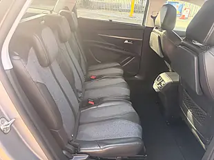 Used 2018 Peugeot 5008 Allure Grey - Interior and Exterior details 14