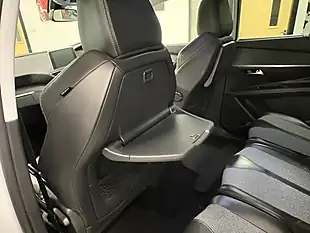 Used 2018 Peugeot 5008 Allure White - Interior and Exterior details 20
