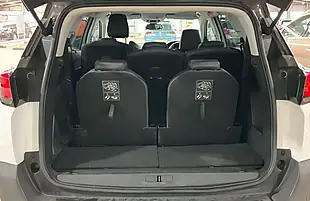Used 2018 Peugeot 5008 Allure White - Interior and Exterior details 10