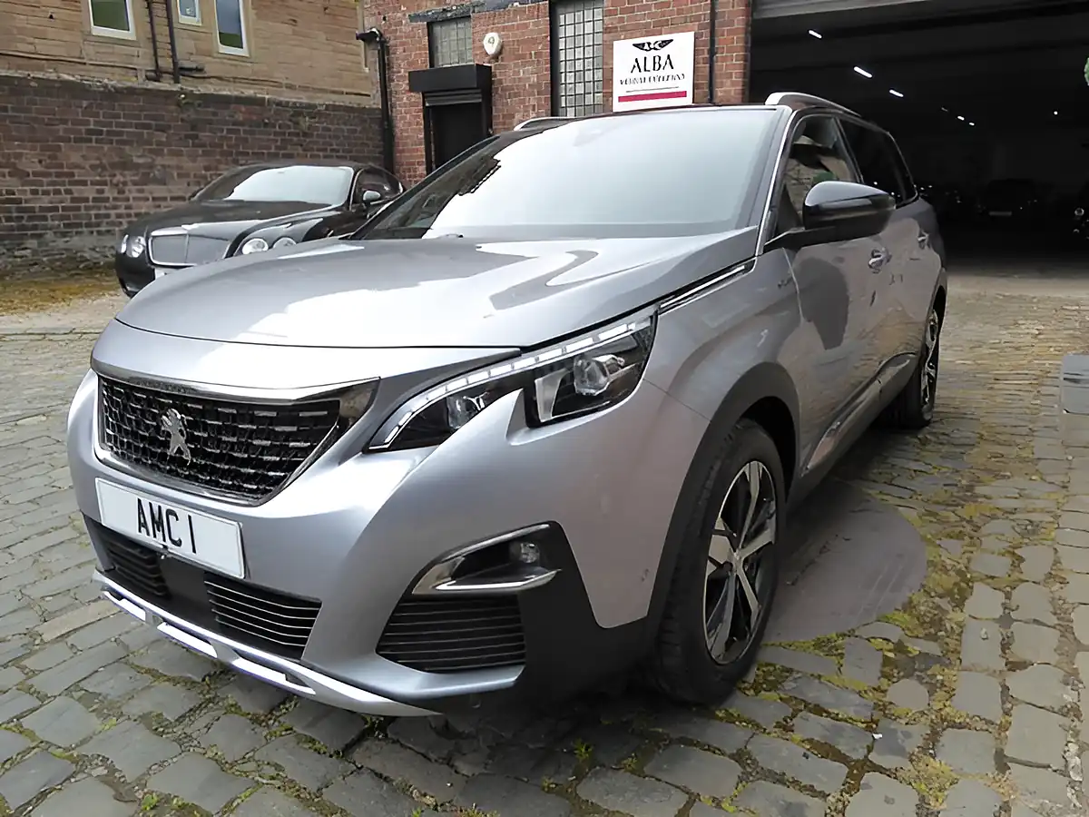 Used 2018 Peugeot 5008 GT Line Grey - Interior and Exterior details 3