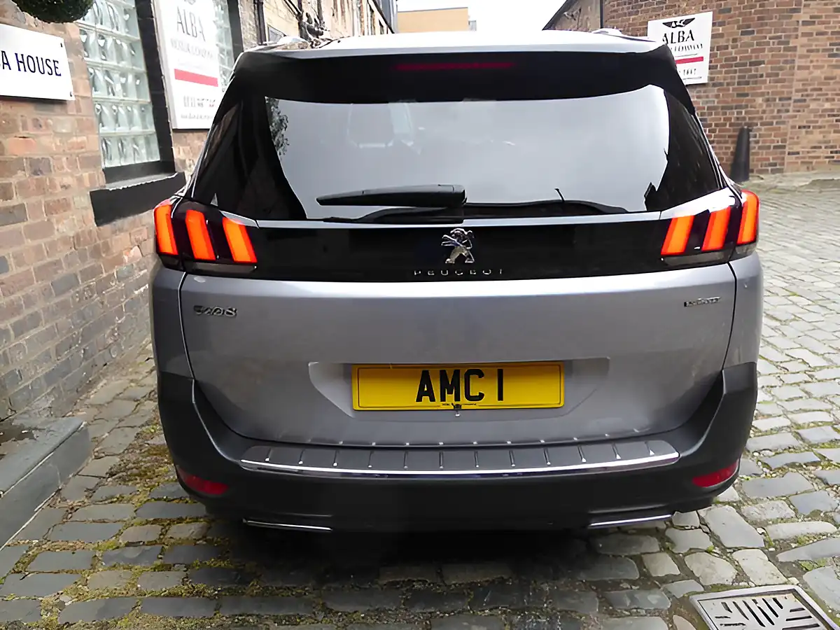 Used 2018 Peugeot 5008 GT Line Grey - Interior and Exterior details 5