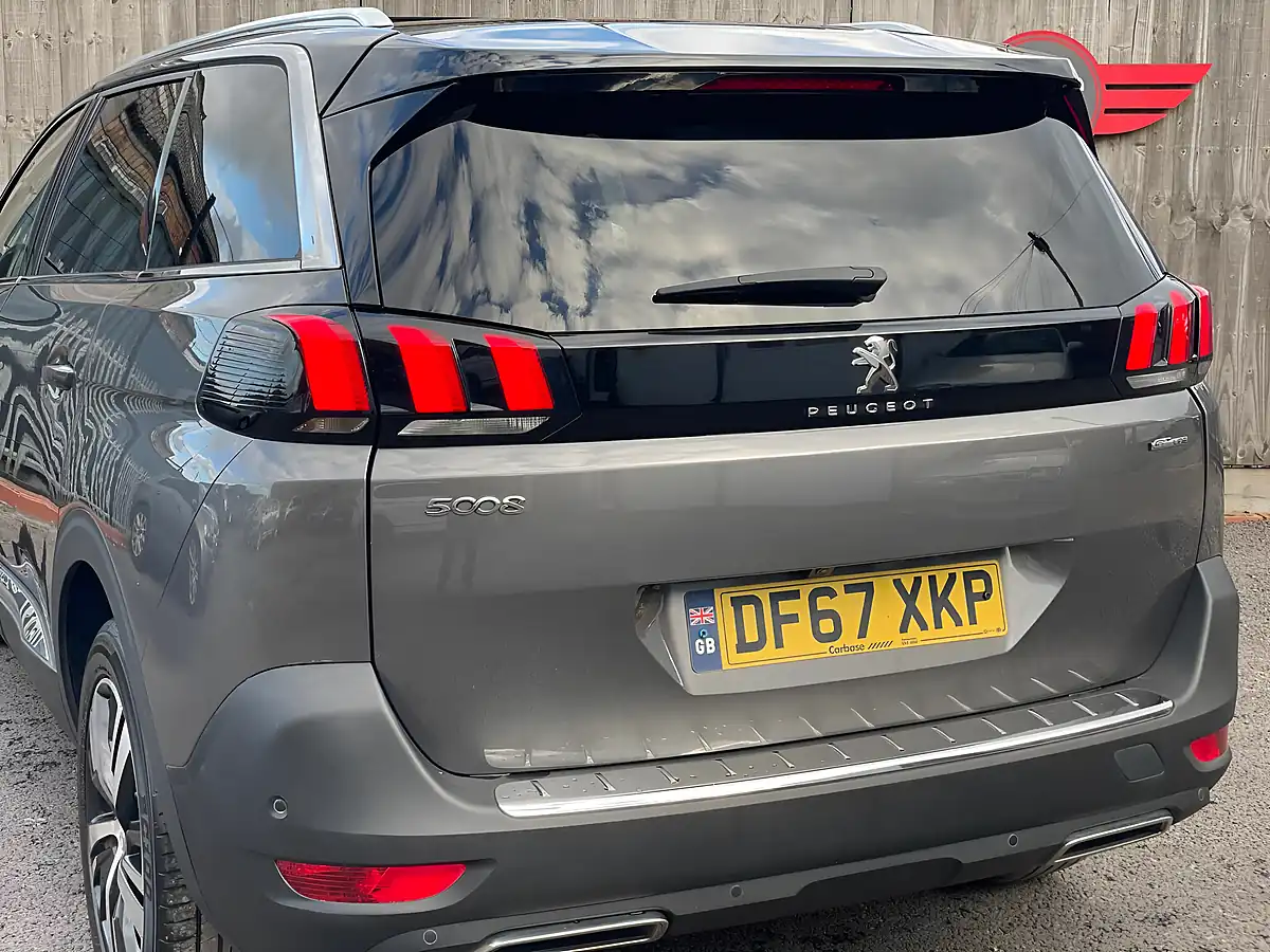 Used 2018 Peugeot 5008 GT Line Grey - Interior and Exterior details 15