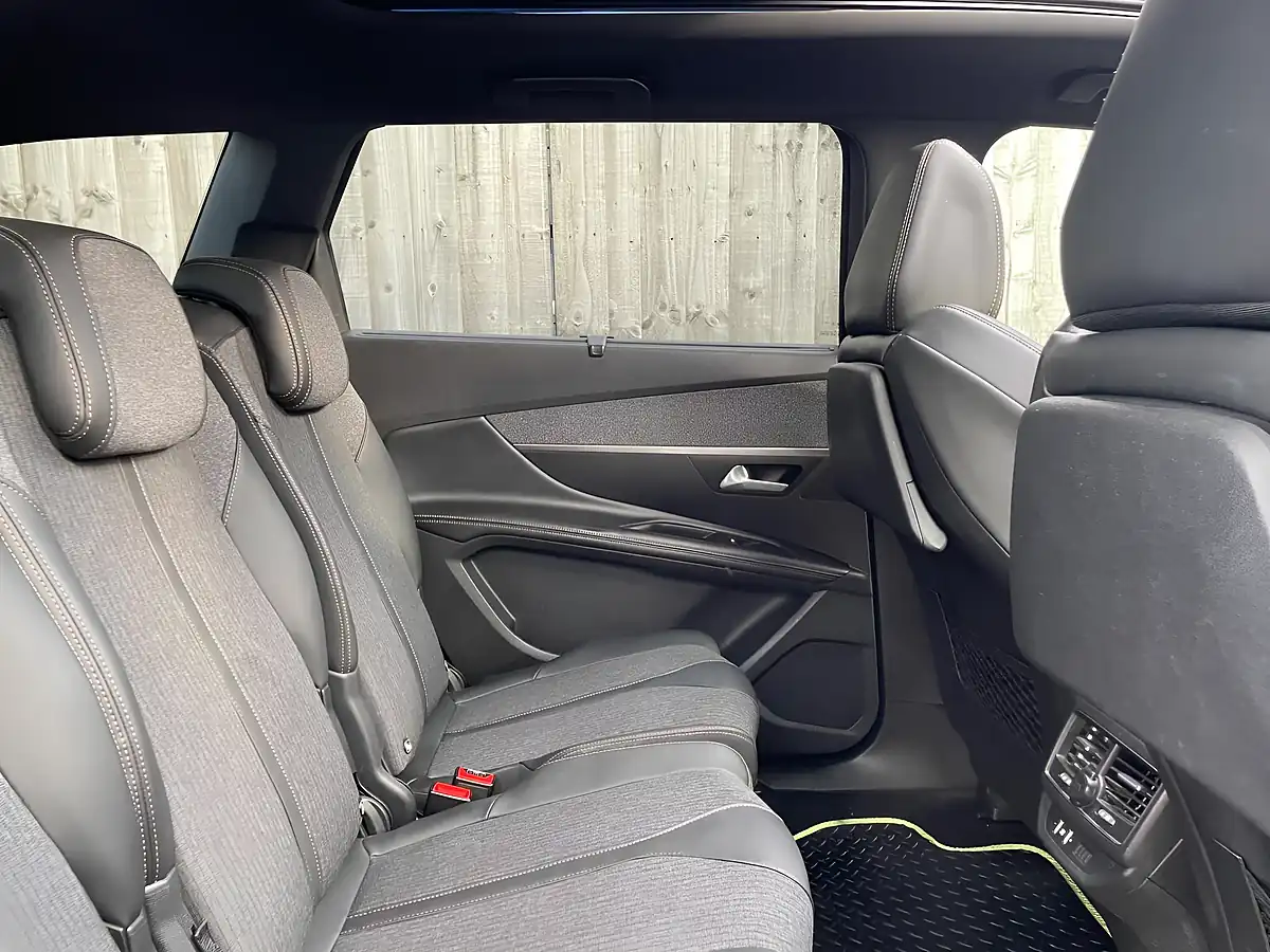 Used 2018 Peugeot 5008 GT Line Grey - Interior and Exterior details 18