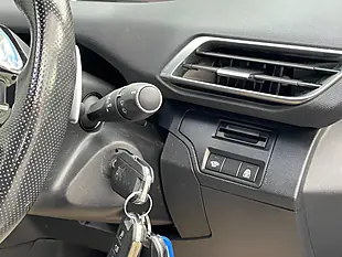 Used 2018 Peugeot 5008 GT Line Grey - Interior and Exterior details 19
