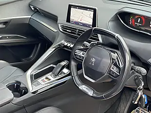 Used 2018 Peugeot 5008 GT Line Grey - Interior and Exterior details 4