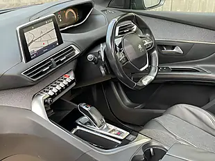 Used 2018 Peugeot 5008 GT Line Grey - Interior and Exterior details 7