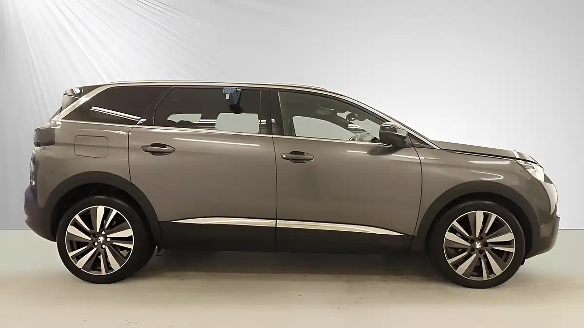 Used 2018 Peugeot 5008 GT Line Premium Grey - Interior and Exterior details 8