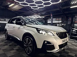Used 2018 Peugeot 5008 GT Line Premium White - Interior and Exterior details 4