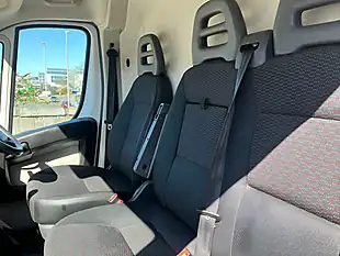 Used 2018 Peugeot Boxer 435 Professional White - Interior and Exterior details 11