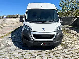 Used 2018 Peugeot Boxer 435 Professional White - Interior and Exterior details 15