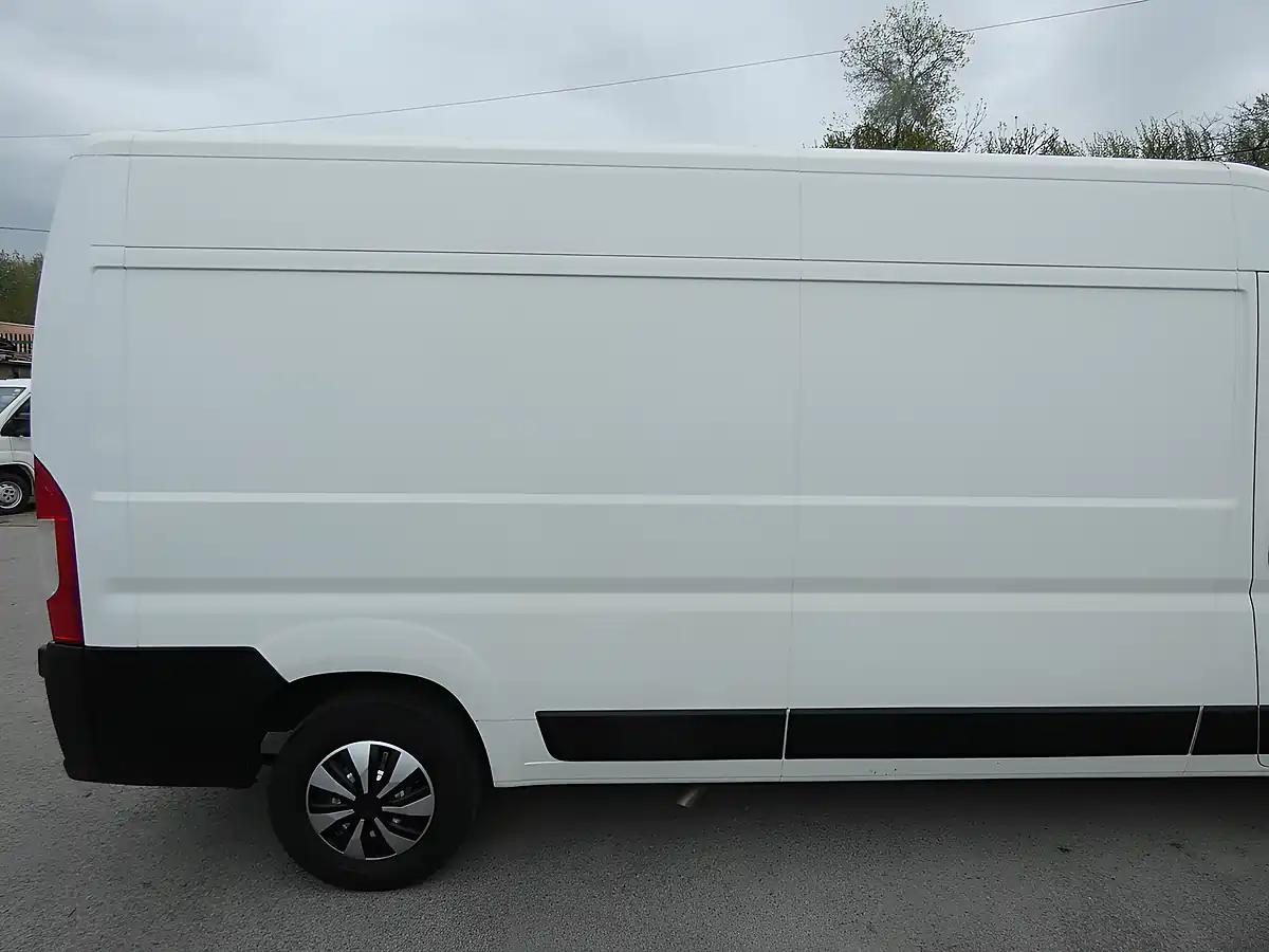 Used 2018 Peugeot Boxer Professional L3H2 Lwb White - Interior and Exterior details 14