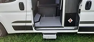Used 2018 Peugeot Boxer Professional White - Interior and Exterior details 15