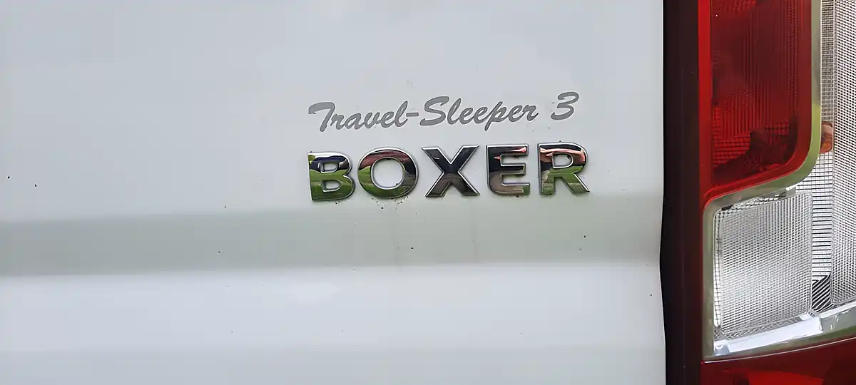 Used 2018 Peugeot Boxer Professional White - Interior and Exterior details 16