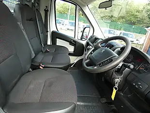 Used 2018 Peugeot Boxer Single Cab 3.6M Tipper Alpine White - Interior and Exterior details 2