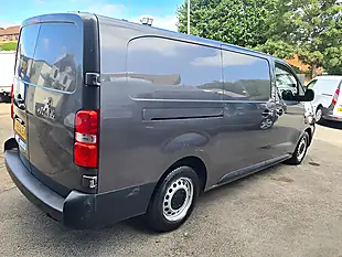 Used 2018 Peugeot Expert Pro Longwheelbase - Interior and Exterior details 15