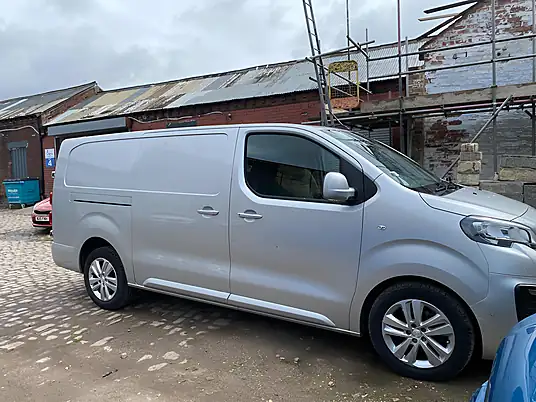 2018 Peugeot Expert 2.0 BlueHDi Professional Plus