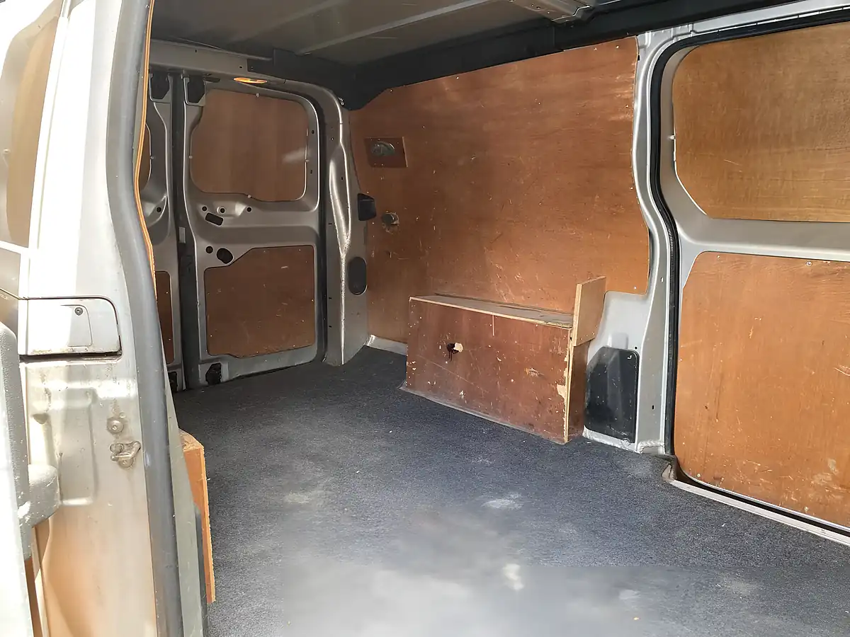 Used 2018 Peugeot Expert Professional Plus Long Panel Van Lwb Silver - Interior and Exterior details 4