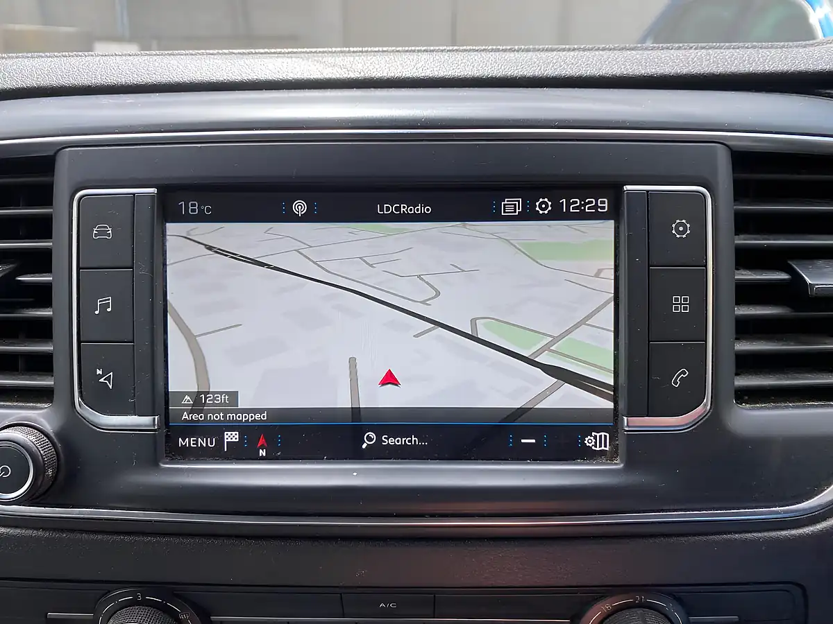 Used 2018 Peugeot Expert Professional Plus Long Panel Van Lwb Silver - Interior and Exterior details 9