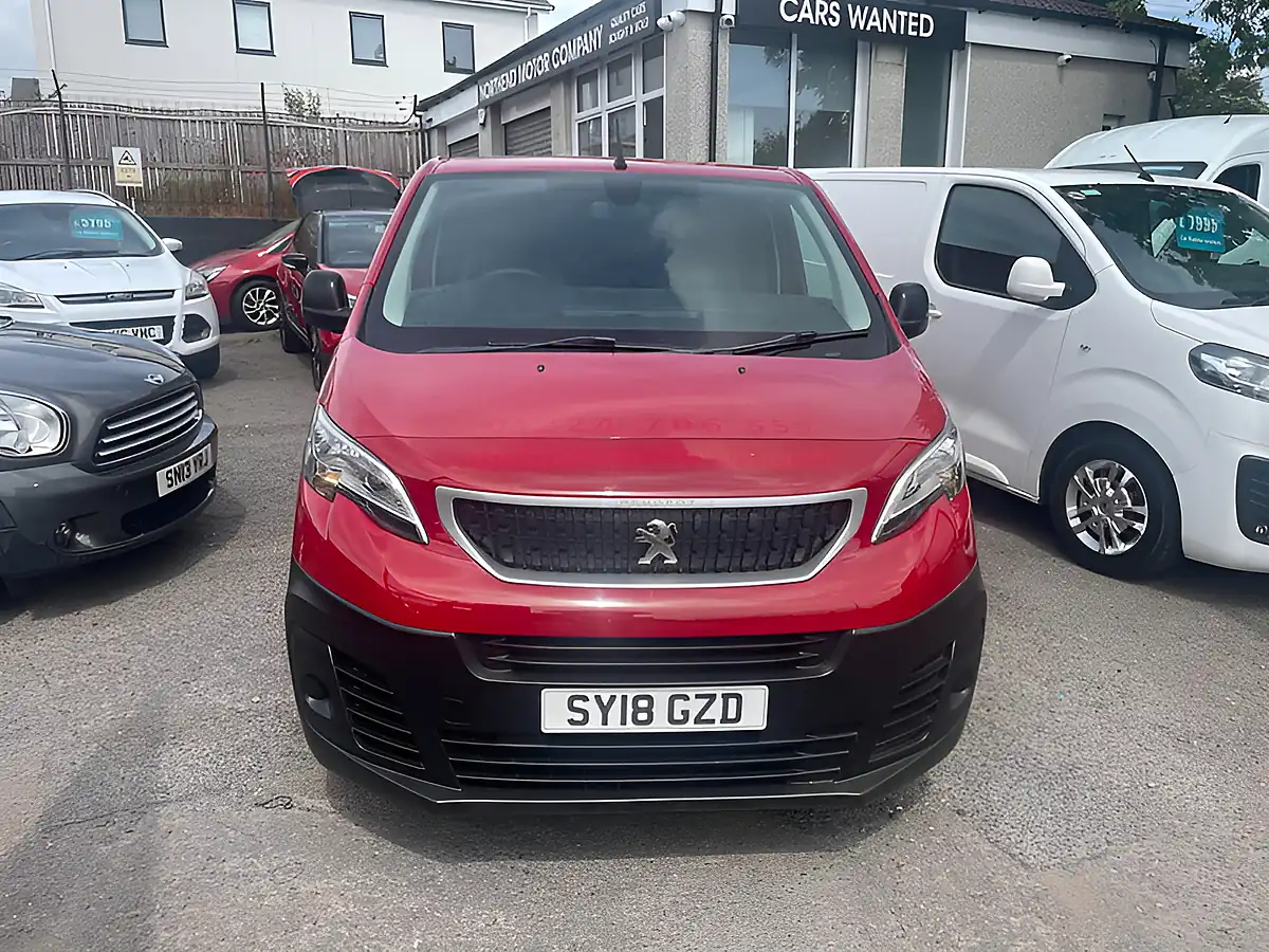 Used 2018 Peugeot Expert Professional Standard Flame Red - Interior and Exterior details 15