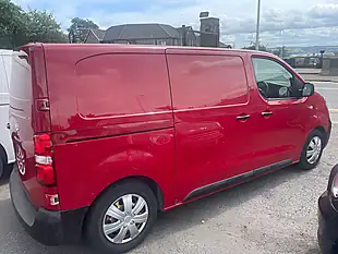 Used 2018 Peugeot Expert Professional Standard Flame Red - Interior and Exterior details 16