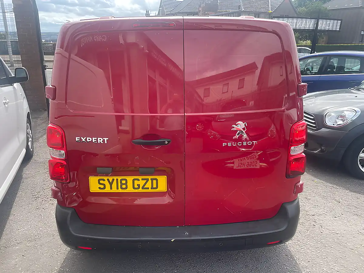 Used 2018 Peugeot Expert Professional Standard Flame Red - Interior and Exterior details 17