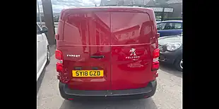 Used 2018 Peugeot Expert Professional Standard Flame Red - Interior and Exterior details 4