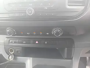 Used 2018 Peugeot Expert S Standard White - Interior and Exterior details 18
