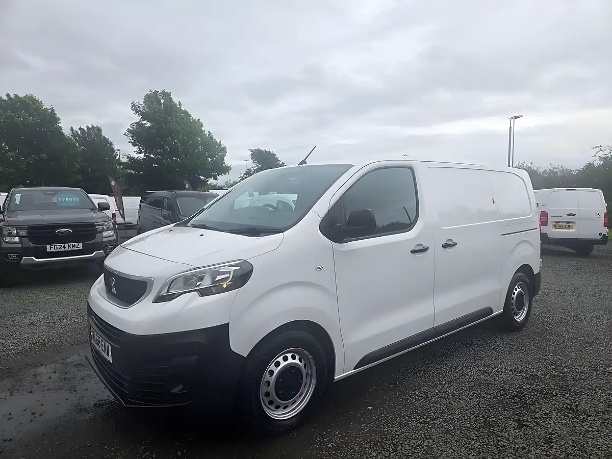 Used 2018 Peugeot Expert S Standard White - Interior and Exterior details 9