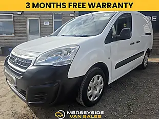 Used 2018 Peugeot Partner 744 S White - Interior and Exterior details 4