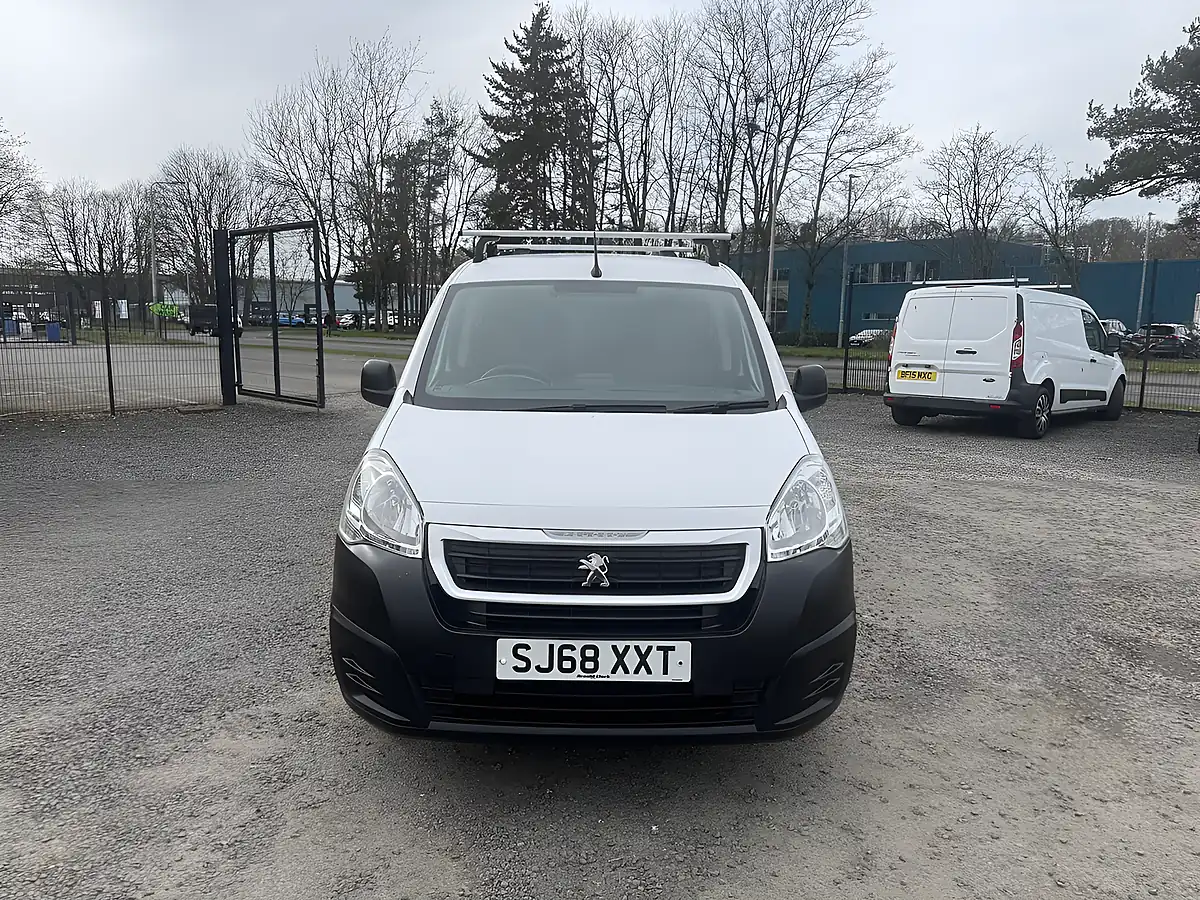 Used 2018 Peugeot Partner 854 Professional - Interior and Exterior details 3